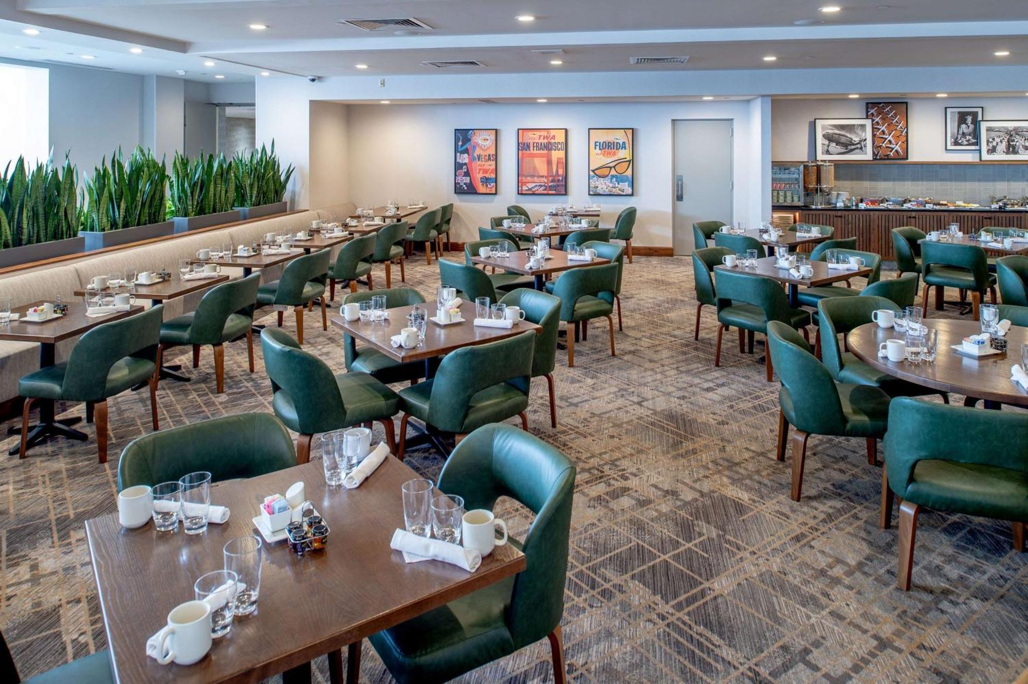 Hilton St. Louis Airport 3* Woodson Terrace